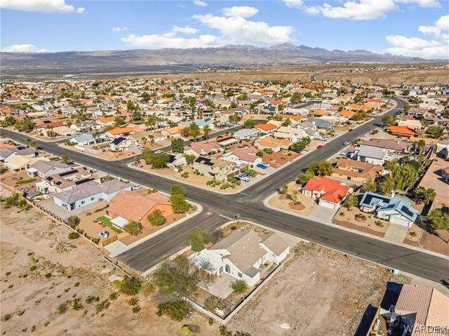 2336 Shadow Canyon Drive, Bullhead City, AZ 86442