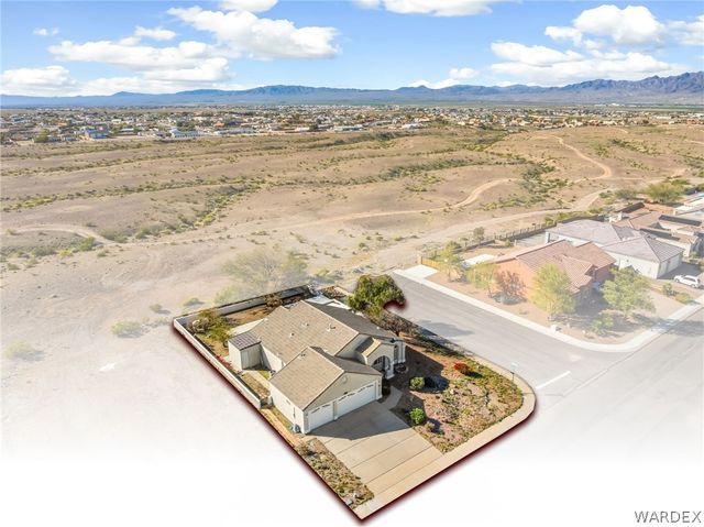 2336 Shadow Canyon Drive, Bullhead City, AZ 86442