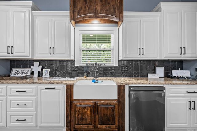 293 Johnston Road, Searcy, AR 72143