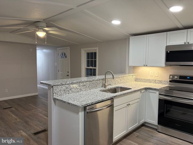 298 E CHERRY DR, Magnolia, DE 19962