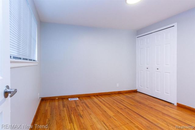 30604 Ann Arbor Trail, Westland, MI 48185