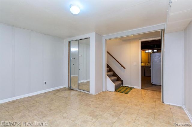 30604 Ann Arbor Trail, Westland, MI 48185