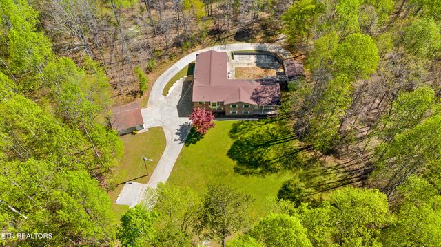 1502 Donna Drive, Lenoir City, TN 37771