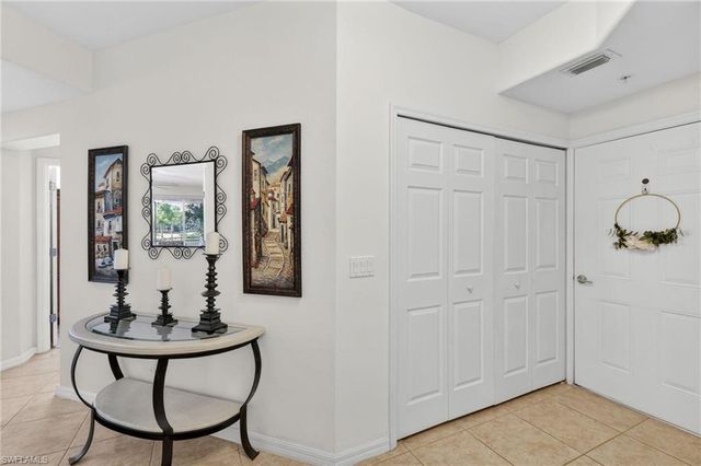 2656 Somerville LOOP 1102, Cape Coral, FL 33991