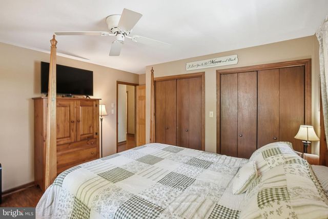 391 BUTTERNUT DR, Parkesburg, PA 19365
