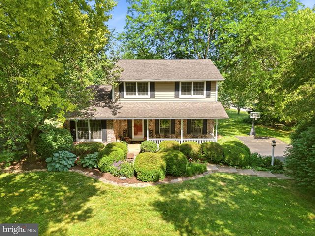 391 BUTTERNUT DR, Parkesburg, PA 19365