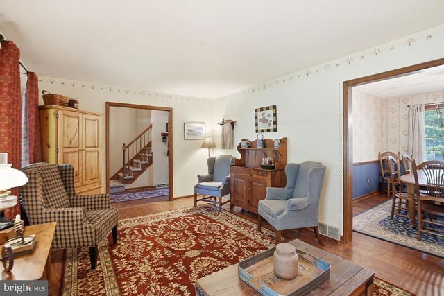 391 BUTTERNUT DR, Parkesburg, PA 19365