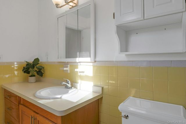 102 Yorkshire Drive Z12, Suffern, NY 10901