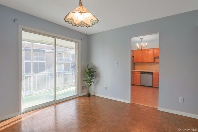 102 Yorkshire Drive Z12, Suffern, NY 10901