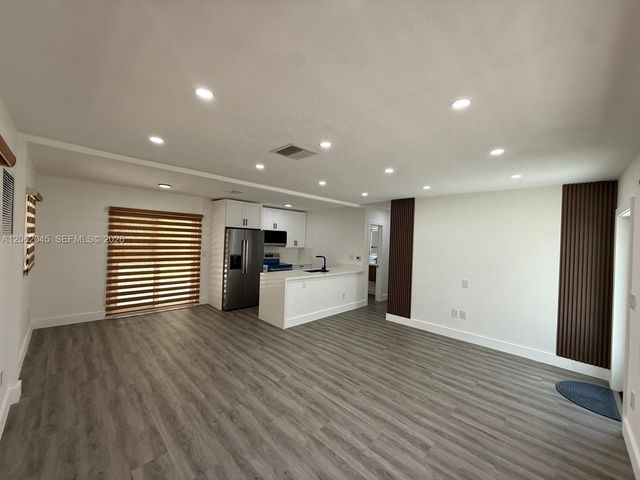 1251 NE 208th Ter, Miami, FL 33179