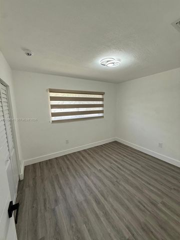 1251 NE 208th Ter, Miami, FL 33179