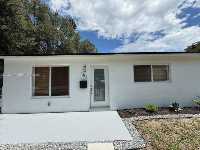 1251 NE 208th Ter, Miami, FL 33179