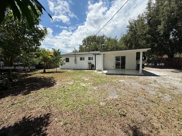 1251 NE 208th Ter, Miami, FL 33179