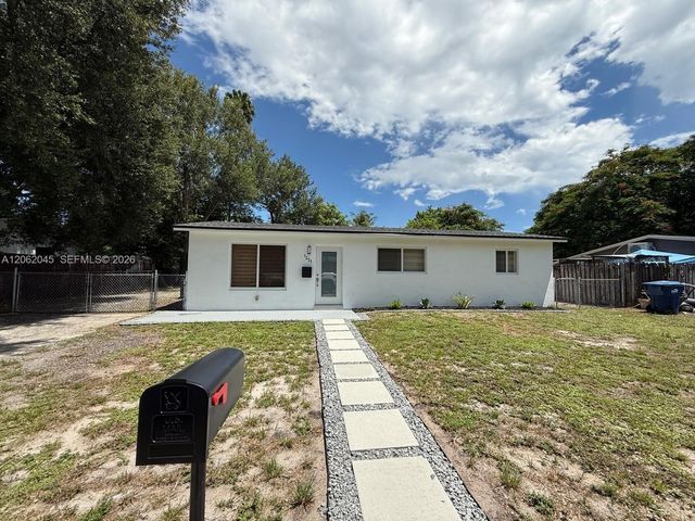 1251 NE 208th Ter, Miami, FL 33179