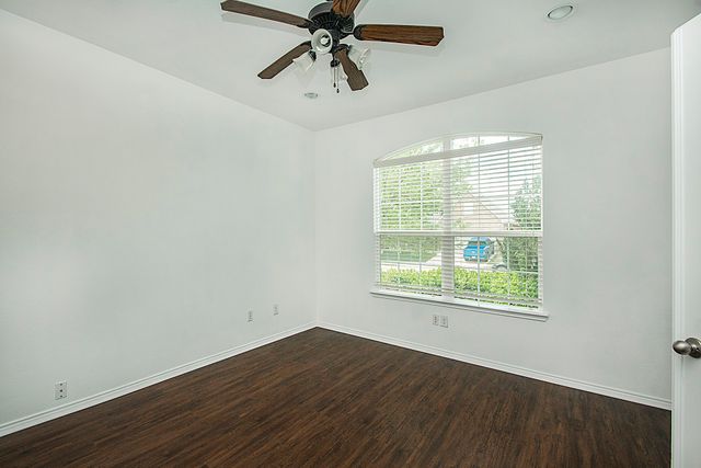 917 Swan Ridge Drive, Sherman, TX 75092