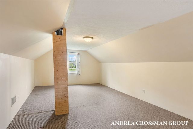 4684 Pine Drive, Holland, MI 49423