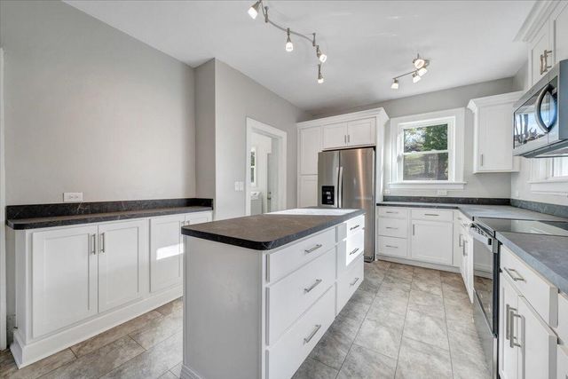 2027 Dale AVE, Roanoke, VA 24013