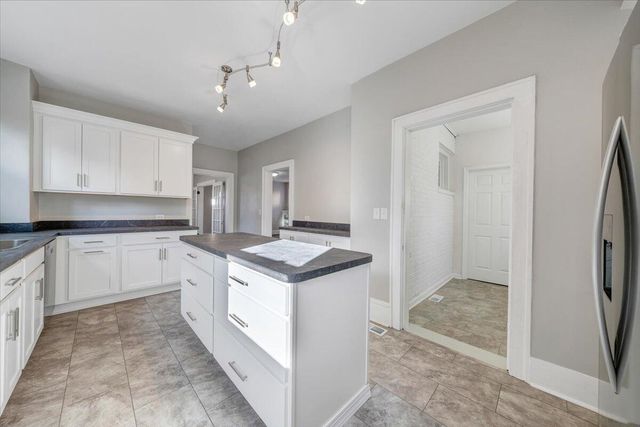 2027 Dale AVE, Roanoke, VA 24013