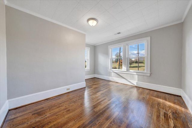 2027 Dale AVE, Roanoke, VA 24013