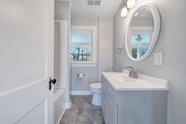 2027 Dale AVE, Roanoke, VA 24013