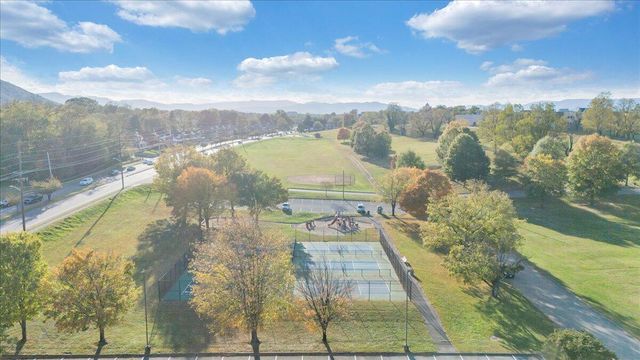 2027 Dale AVE, Roanoke, VA 24013