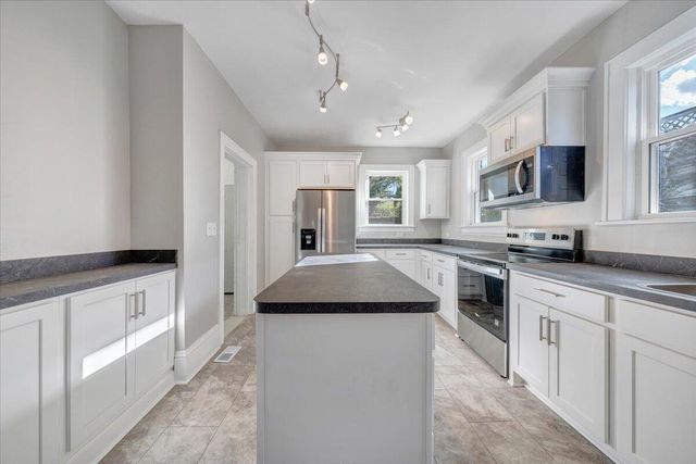 2027 Dale AVE, Roanoke, VA 24013