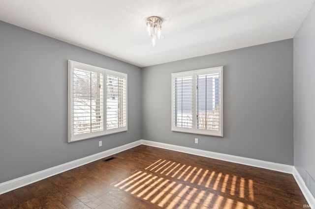 10436 Kings Point Drive, Three Rivers, MI 49093