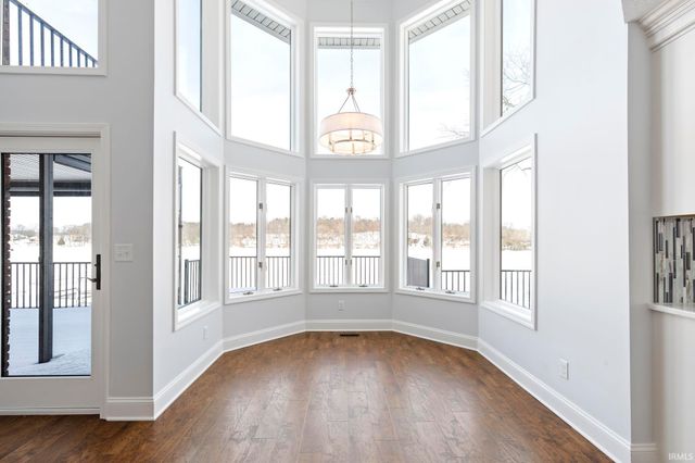 10436 Kings Point Drive, Three Rivers, MI 49093