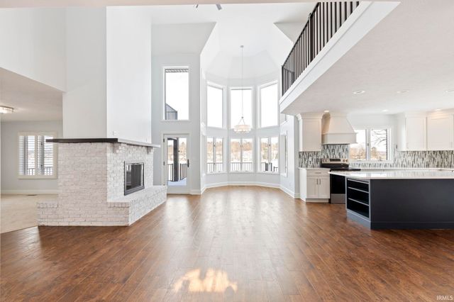 10436 Kings Point Drive, Three Rivers, MI 49093