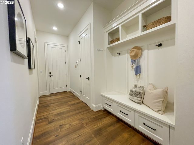 13648 GOODALL Rd, Lake Oswego, OR 97034