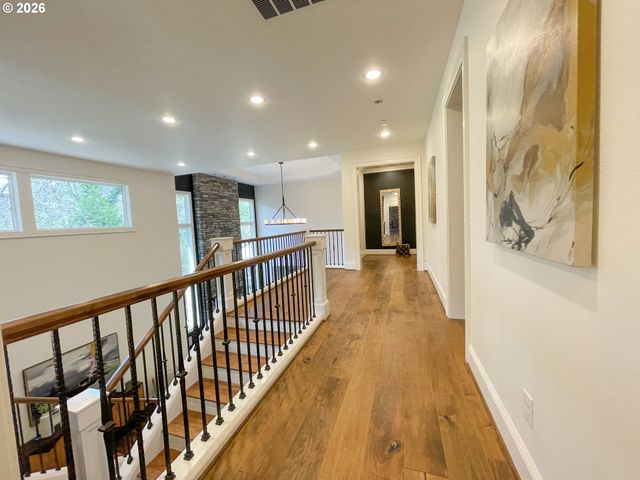 13648 GOODALL Rd, Lake Oswego, OR 97034