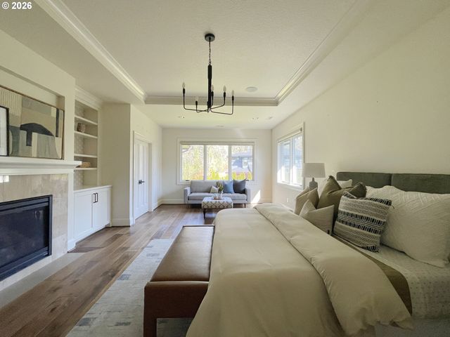 13648 GOODALL Rd, Lake Oswego, OR 97034