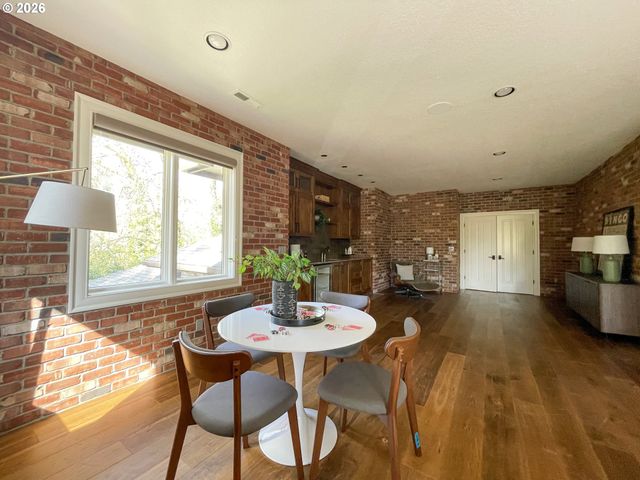 13648 GOODALL Rd, Lake Oswego, OR 97034