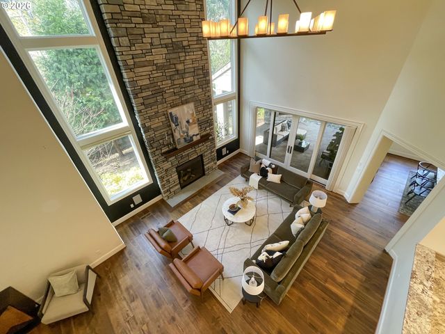 13648 GOODALL Rd, Lake Oswego, OR 97034