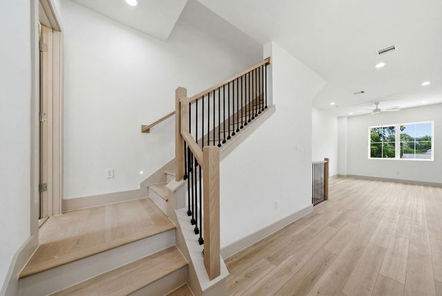 1116 Weiss Street, Houston, TX 77009