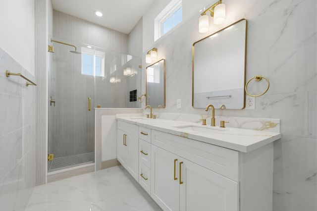 1116 Weiss Street, Houston, TX 77009