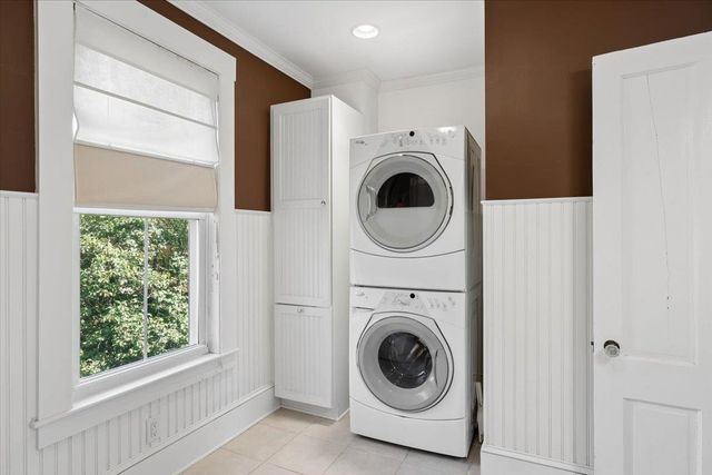 99 High Street, Concord, NH 03303
