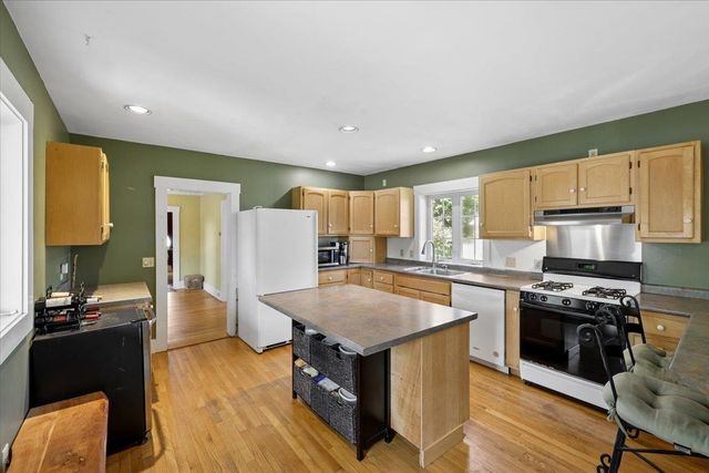 99 High Street, Concord, NH 03303
