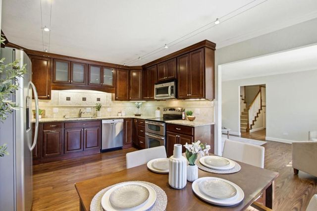 701 N Rengstorff Avenue 20, Mountain View, CA 94043