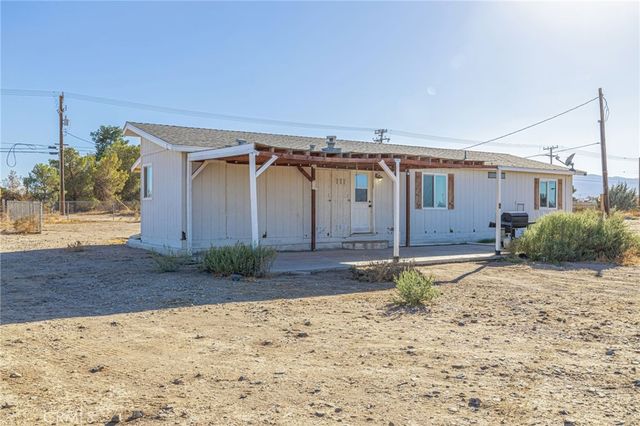 10648 Sycamore Street, Victorville, CA 92392