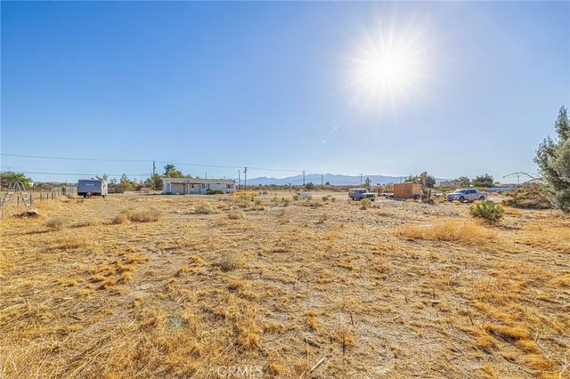 10648 Sycamore Street, Victorville, CA 92392