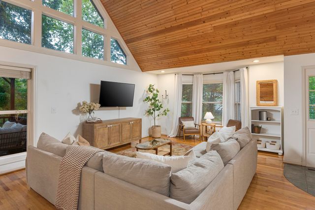 3219 Haywood Avenue, Chattanooga, TN 37415