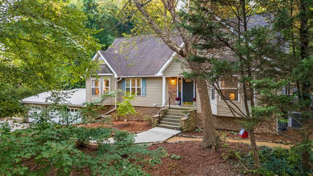 3219 Haywood Avenue, Chattanooga, TN 37415