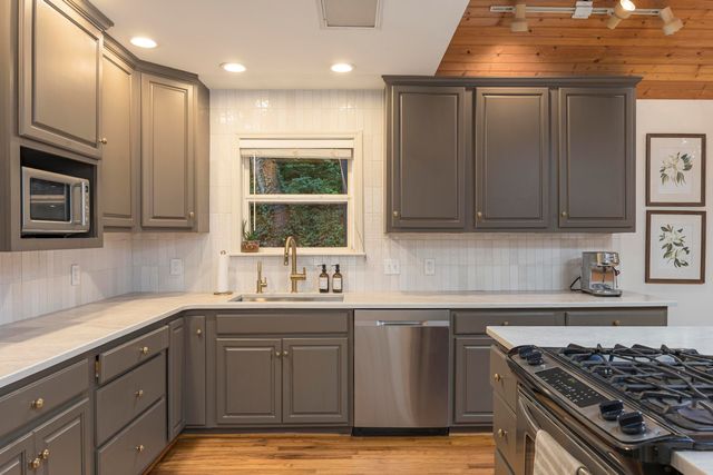 3219 Haywood Avenue, Chattanooga, TN 37415