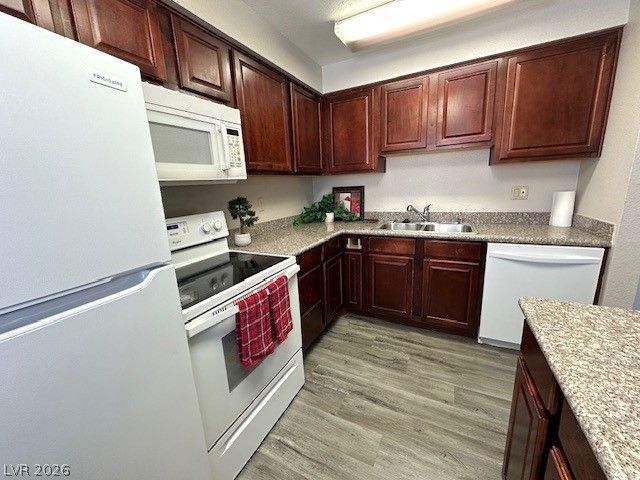 5440 River Glen Drive 396, Las Vegas, NV 89103