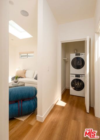 3033 Asbury Street, Los Angeles, CA 90065