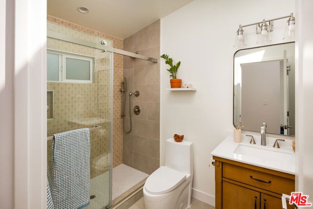 3033 Asbury Street, Los Angeles, CA 90065
