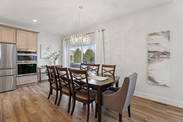 6682 Morning Dew LANE, Sun Prairie, WI 53590