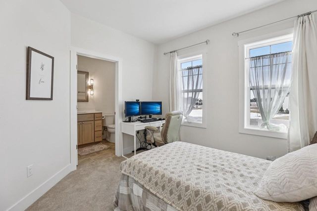 6682 Morning Dew LANE, Sun Prairie, WI 53590