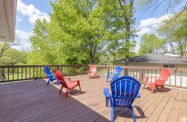 28 Travis Road, Rossville, GA 30741